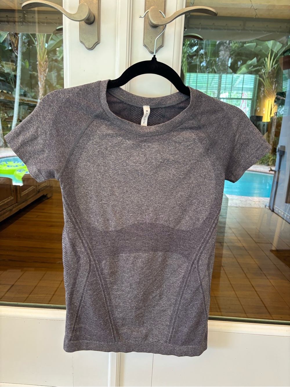 Athleta Heathered Charcoal Short-Sleeve Seamless Tee